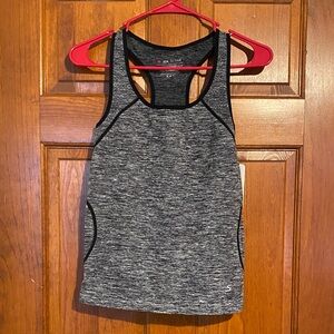 IDA Active Gray & Black Tank Top